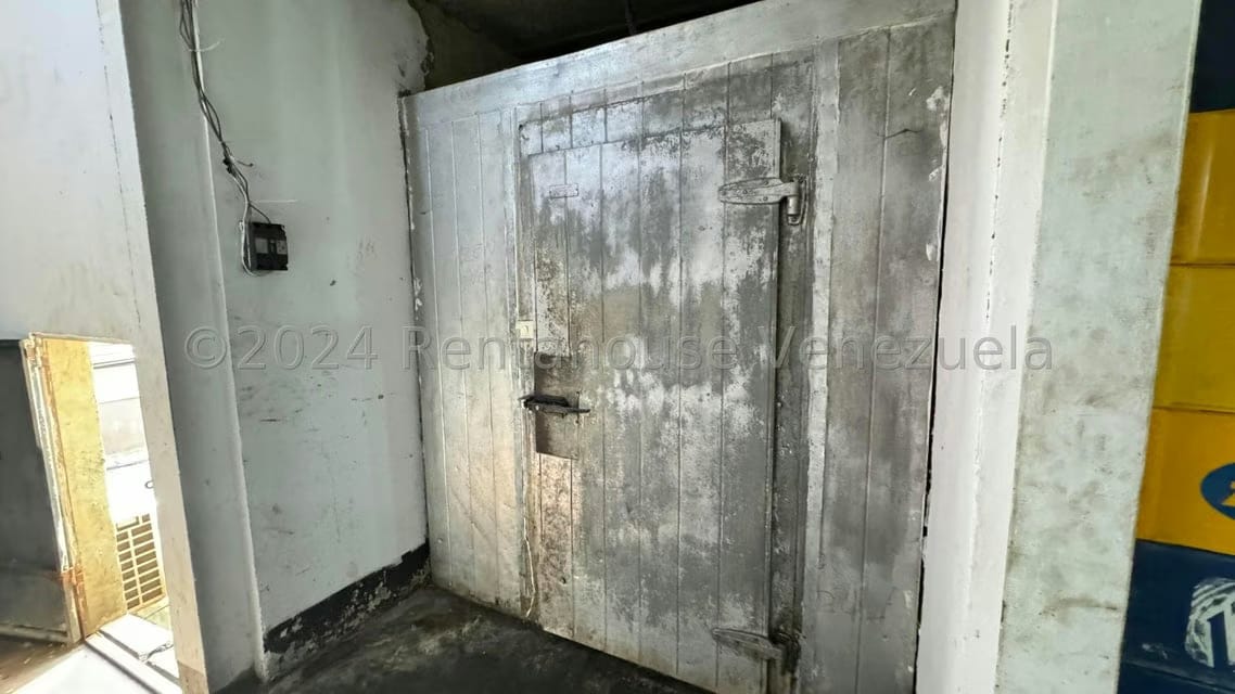 Comercial (Local Comercial) en Venta en Catia, Distrito Metropolitano - 54