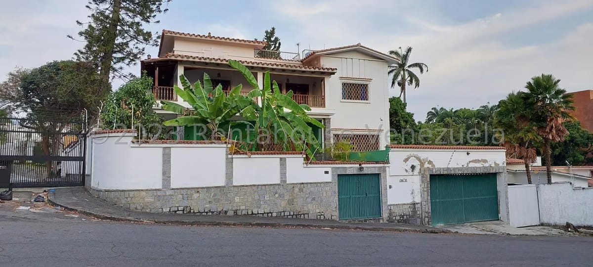 Casa (Multipes Niveles) en Venta en La Florida, Distrito Metropolitano - 2