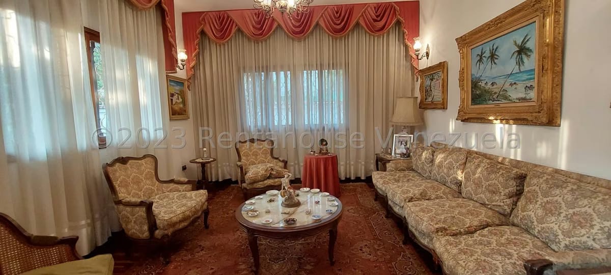 Casa (Multipes Niveles) en Venta en La Florida, Distrito Metropolitano - 19