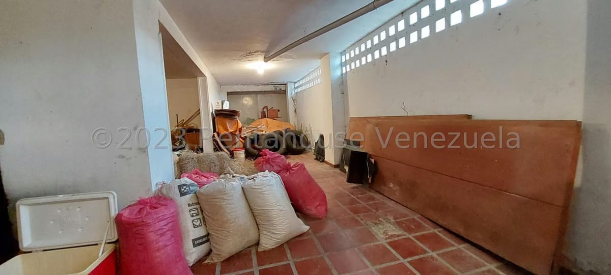 Casa (Multipes Niveles) en Venta en La Florida, Distrito Metropolitano - 43