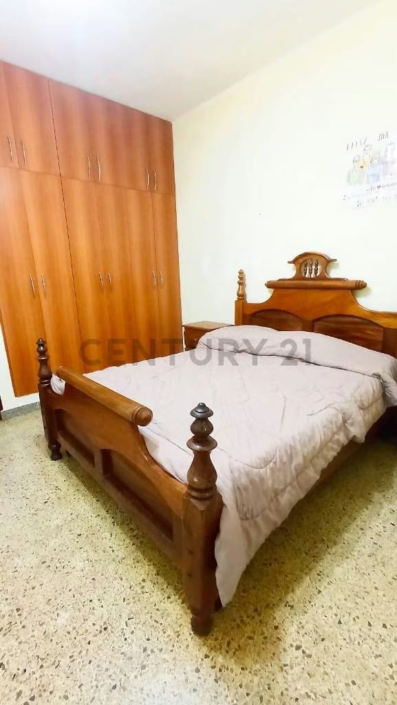 Se vende casa quinta en la Urbanizacion La Coromoto en Zona A - 6