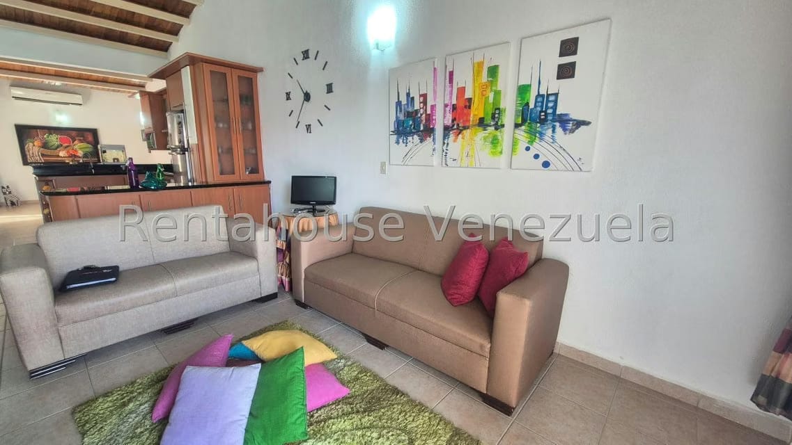 Casa (1 Nivel) en Venta en Los Samanes, Lara - 2