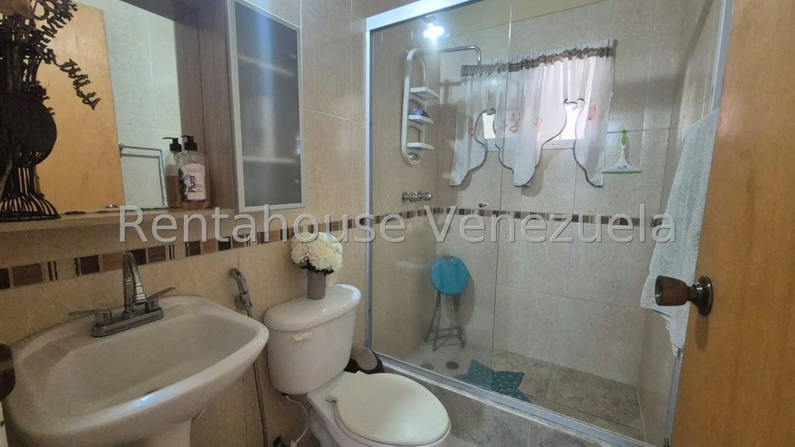 Casa (1 Nivel) en Venta en Los Samanes, Lara - 11