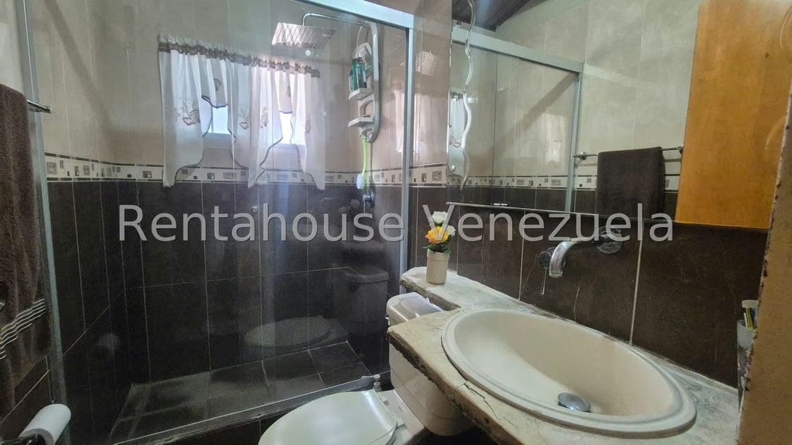 Casa (1 Nivel) en Venta en Los Samanes, Lara - 21