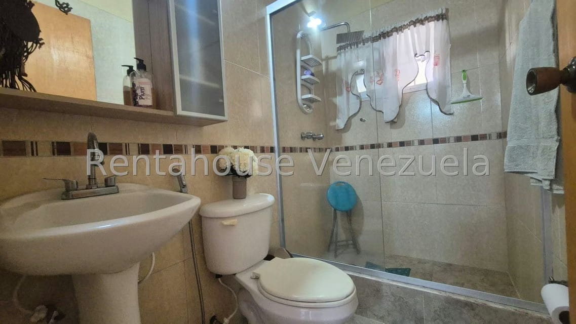 Casa (1 Nivel) en Venta en Los Samanes, Lara - 26