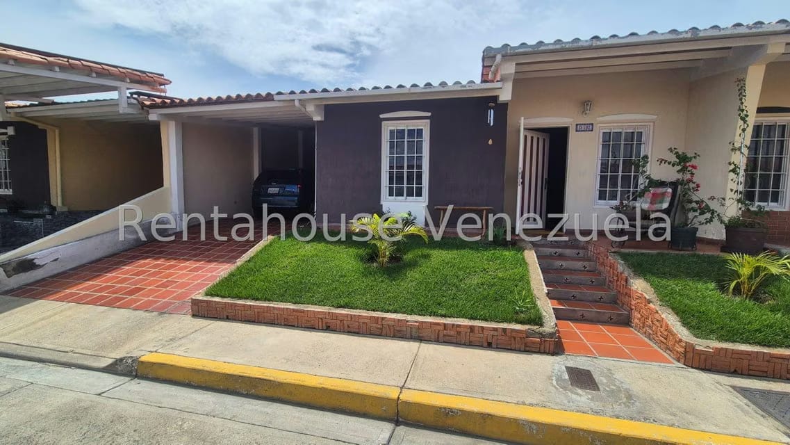 Casa (1 Nivel) en Venta en Los Samanes, Lara - 33