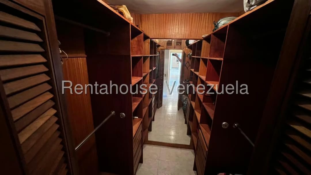 Apartamento (1 Nivel) en Venta en Miranda, Distrito Metropolitano - 25