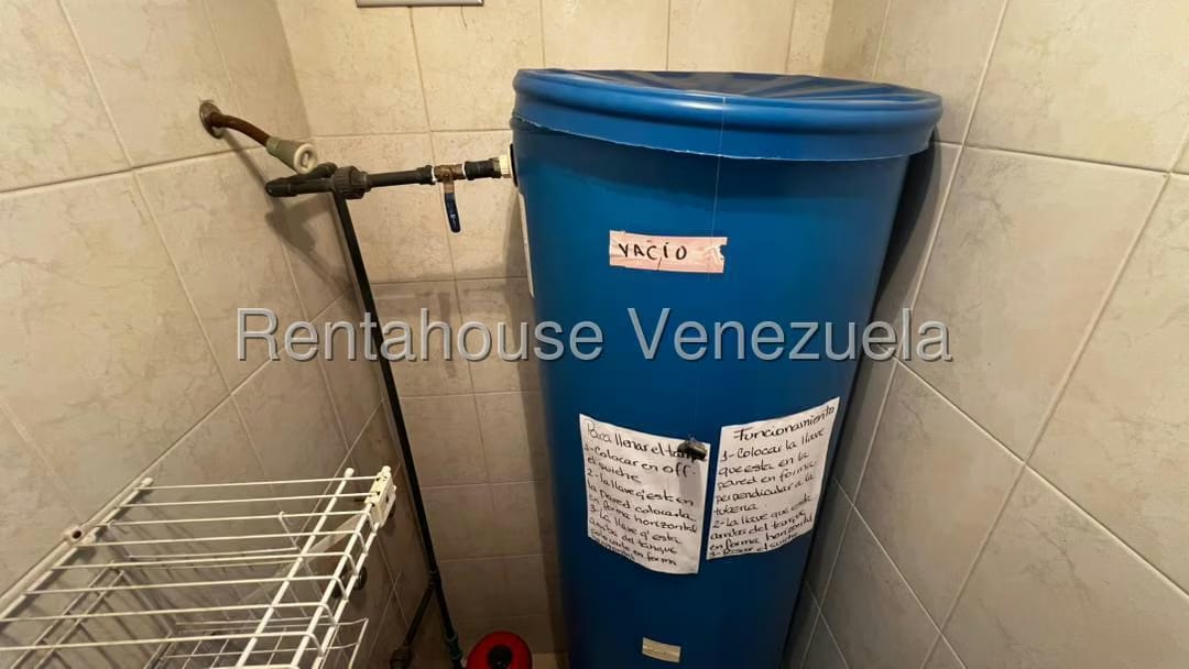 Apartamento (1 Nivel) en Venta en Miranda, Distrito Metropolitano - 28