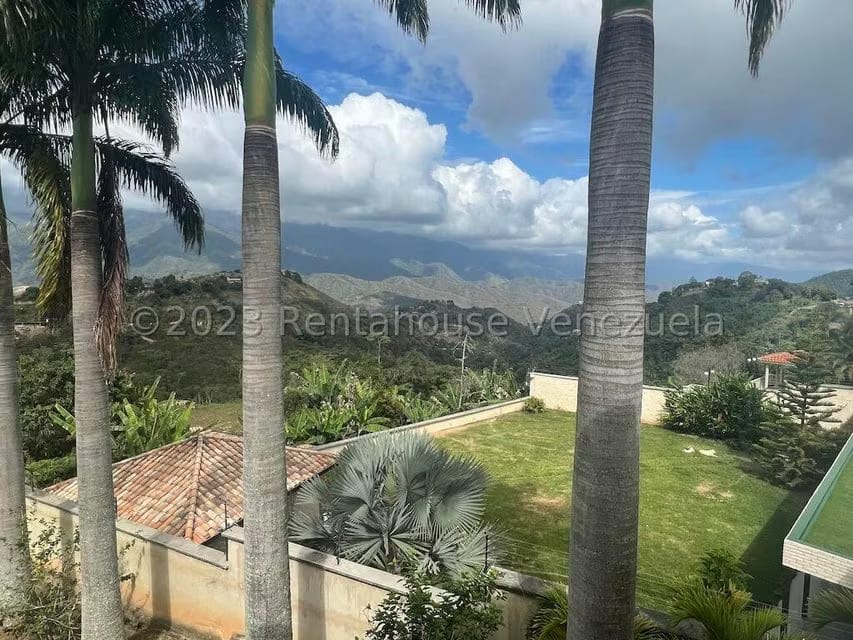 Casa (Multipes Niveles) en Venta en Parque Caiza, Distrito Metropolitano - 11