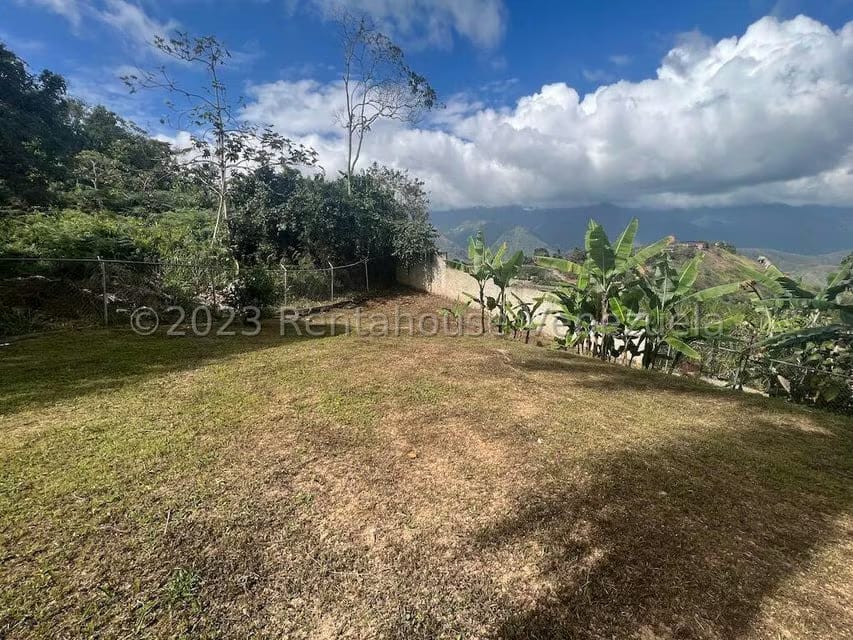 Casa (Multipes Niveles) en Venta en Parque Caiza, Distrito Metropolitano - 35