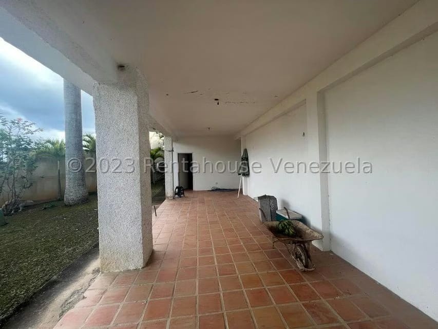 Casa (Multipes Niveles) en Venta en Parque Caiza, Distrito Metropolitano - 38