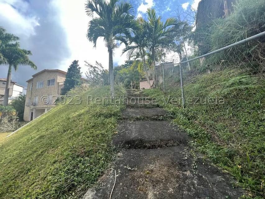 Casa (Multipes Niveles) en Venta en Parque Caiza, Distrito Metropolitano - 40