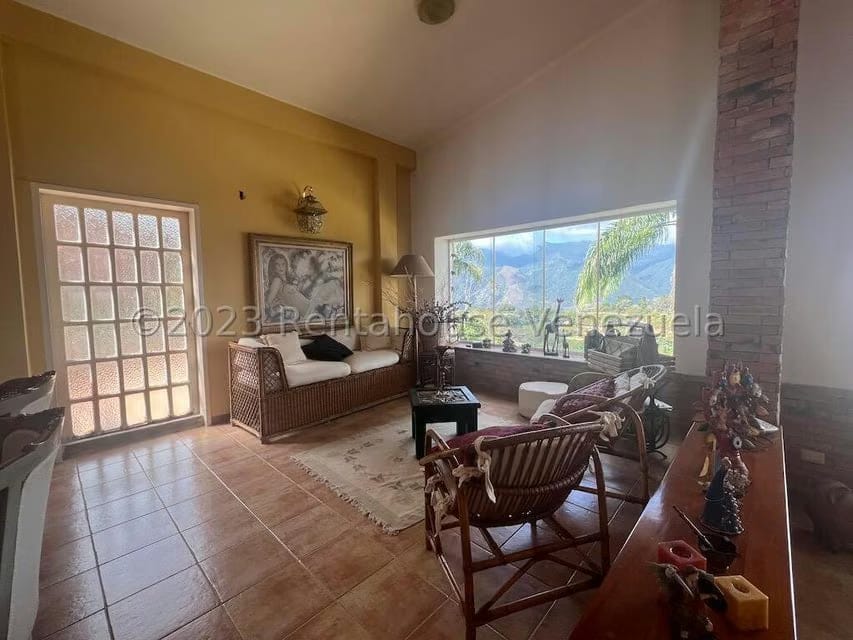 Casa (Multipes Niveles) en Venta en Parque Caiza, Distrito Metropolitano - 6