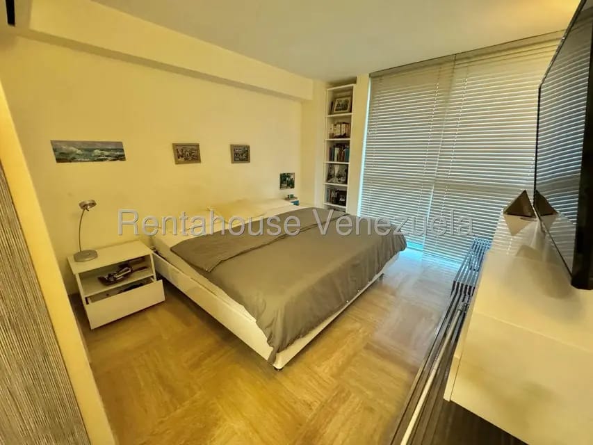 Apartamento (1 Nivel) en Venta en Lomas de Las Mercedes, Distrito Metropolitano - 11