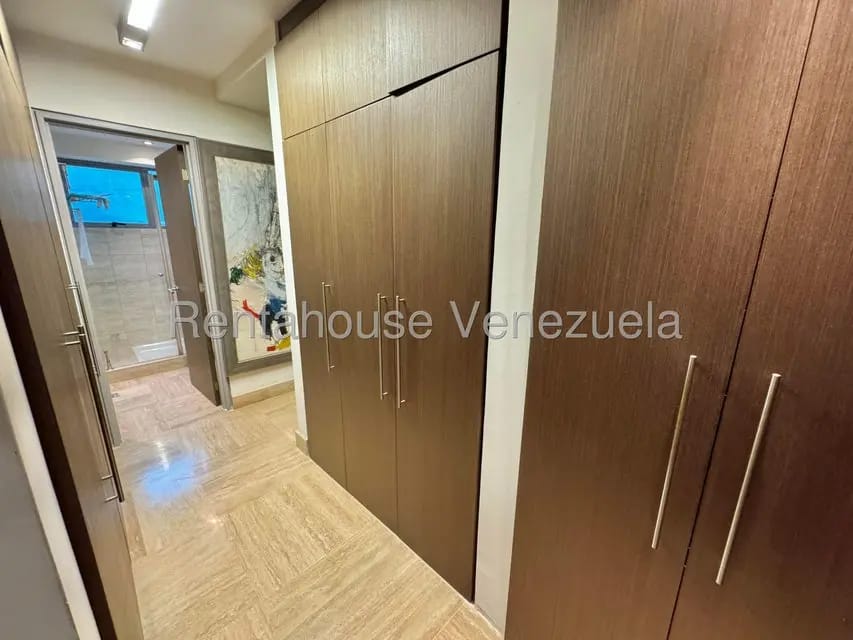 Apartamento (1 Nivel) en Venta en Lomas de Las Mercedes, Distrito Metropolitano - 13