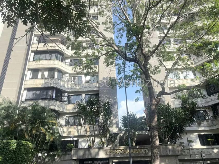 Apartamento (1 Nivel) en Alquiler en Terrazas del Avila, Distrito Metropolitano