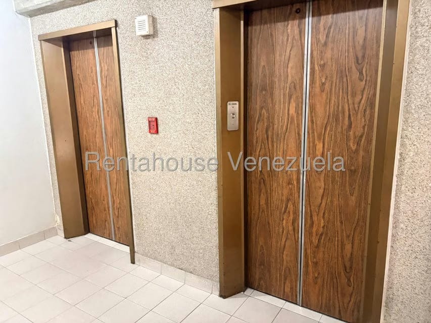 Apartamento (1 Nivel) en Alquiler en Terrazas del Avila, Distrito Metropolitano - 8