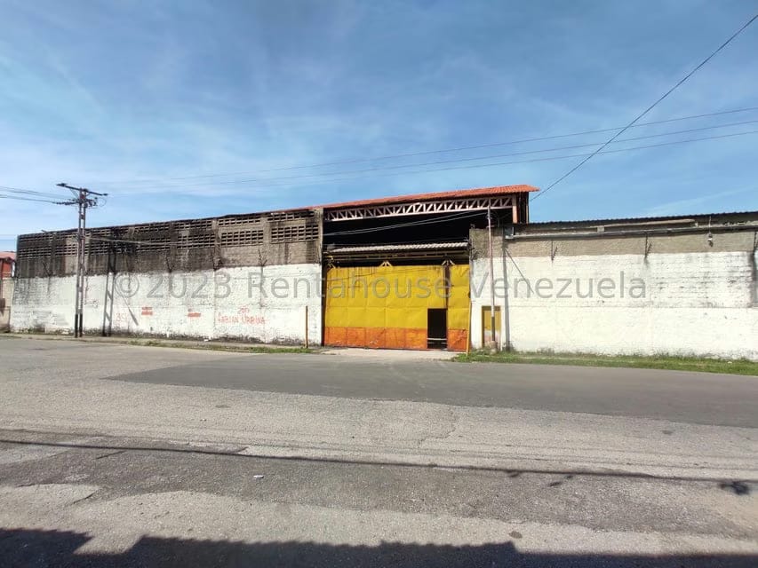 Comercial (Galpon - Deposito) en Venta en San Joaquin de Turmero, Aragua - 2