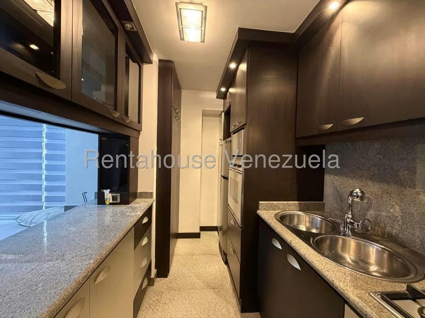 Apartamento (1 Nivel) en Alquiler en La Campiña, Distrito Metropolitano - 7