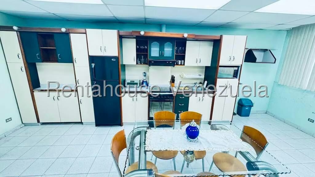 Comercial (Galpon - Deposito) en Venta en Sarria, Distrito Metropolitano - 25