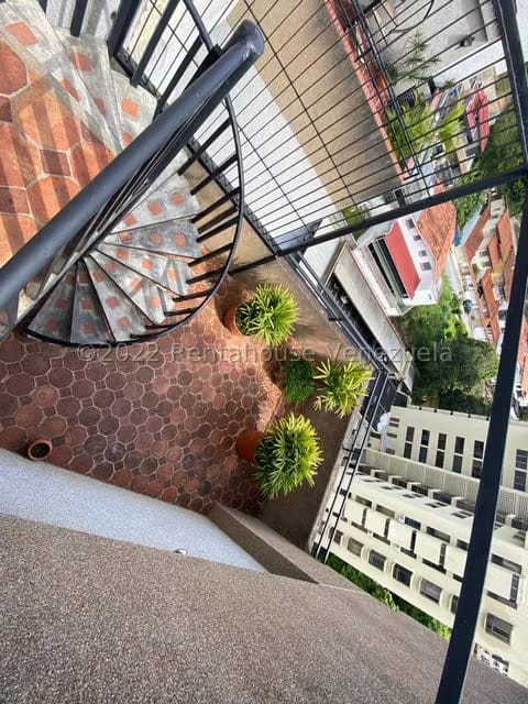 Apartamento (Duplex) en Venta en Los Naranjos del Cafetal, Distrito Metropolitano - 24