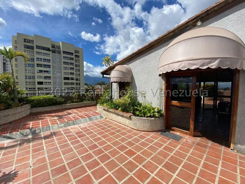 Apartamento (Duplex) en Venta en Los Naranjos del Cafetal, Distrito Metropolitano - 25