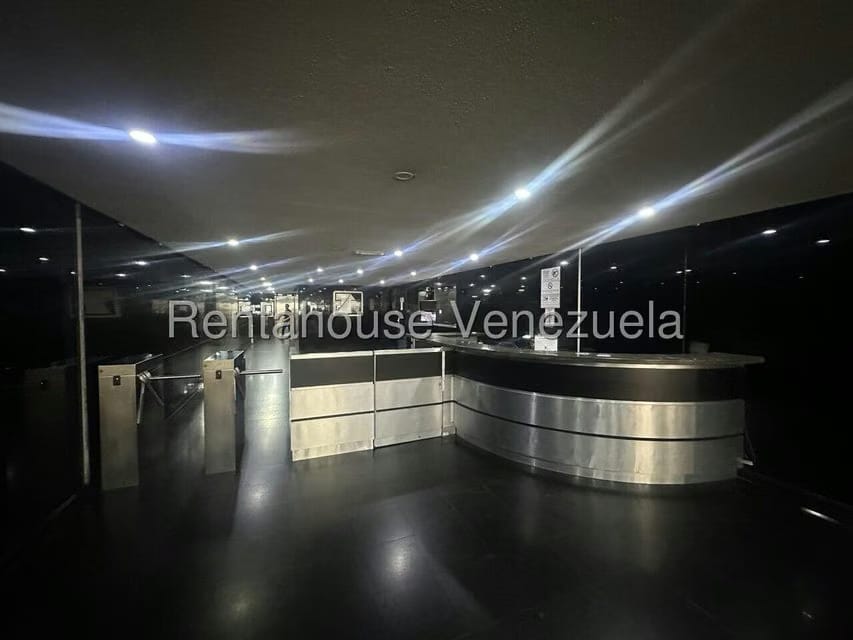 Comercial (Oficina) en Venta en Bello Monte, Distrito Metropolitano - 5
