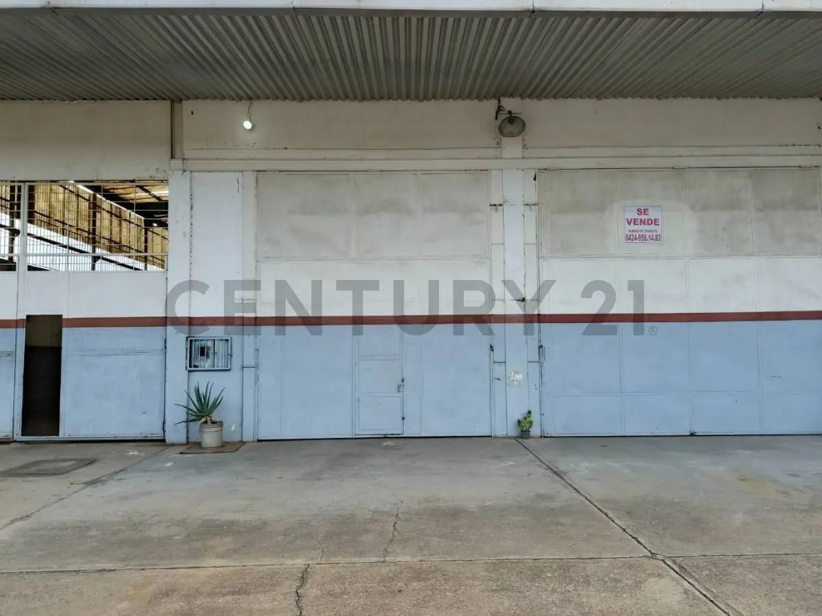 En Venta Galpón - 2