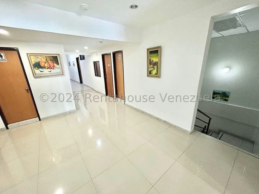 Negocios y Empresas (Servicios) en Venta en Centro, Lara - 18