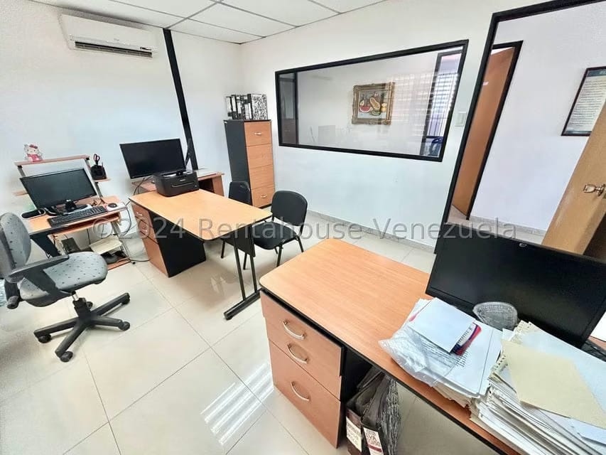 Negocios y Empresas (Servicios) en Venta en Centro, Lara - 22
