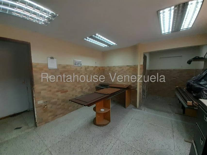 Casa (Colonial) en Venta en Porlamar, Nueva Esparta - 33