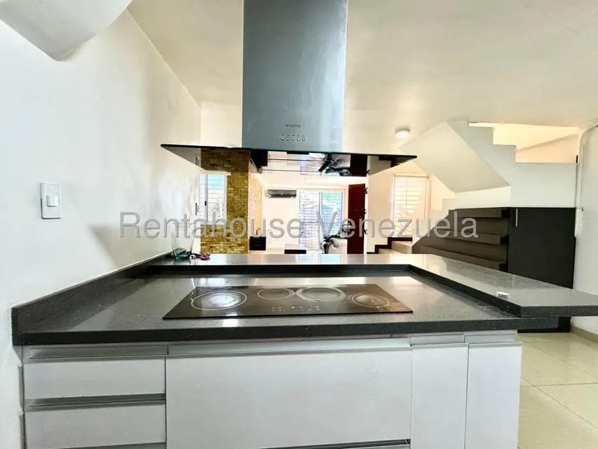 Townhouse (Duplex) en Venta en Bosques de la Lagunita, Distrito Metropolitano - 12