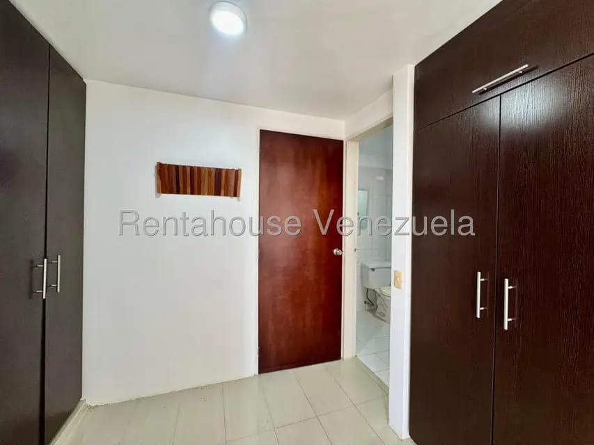 Townhouse (Duplex) en Venta en Bosques de la Lagunita, Distrito Metropolitano - 19