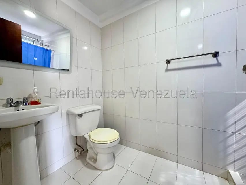 Townhouse (Duplex) en Venta en Bosques de la Lagunita, Distrito Metropolitano - 20