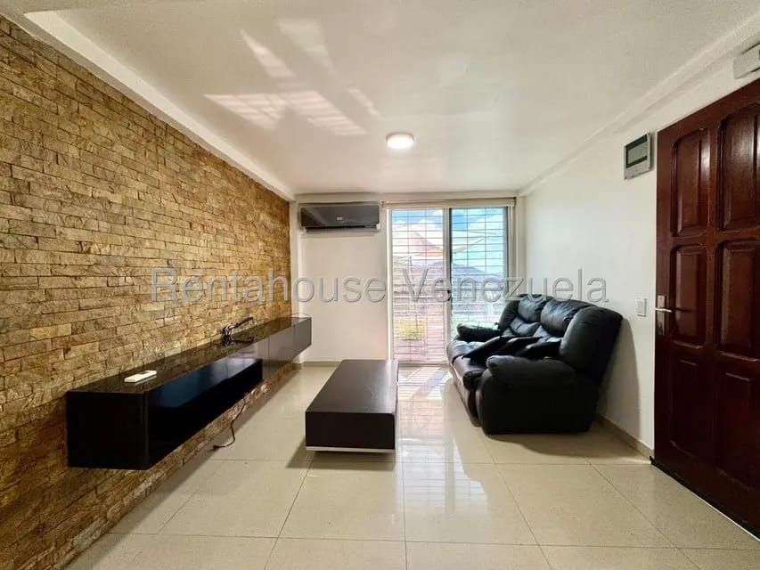 Townhouse (Duplex) en Venta en Bosques de la Lagunita, Distrito Metropolitano - 5