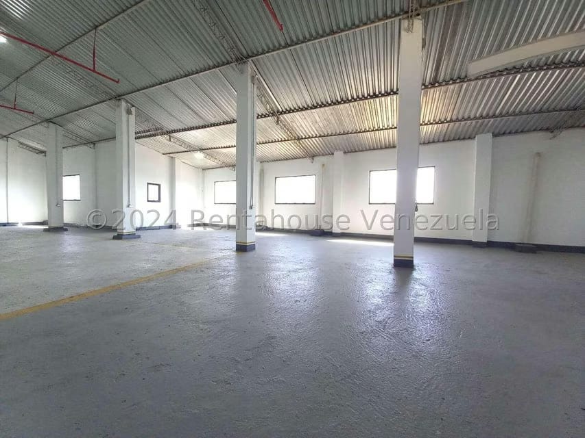 Comercial (Galpon - Deposito) en Alquiler en Mariche, Distrito Metropolitano - 4