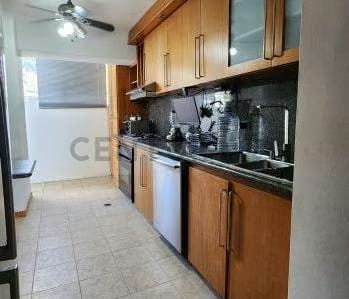 Bello apartamento en Venta Ubicado en Los naranjos del Cafetal - 3