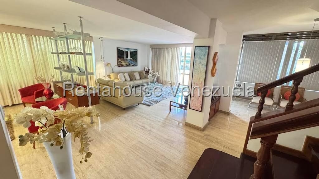 Apartamento (1 Nivel) en Venta en San Bernardino, Distrito Metropolitano - 11