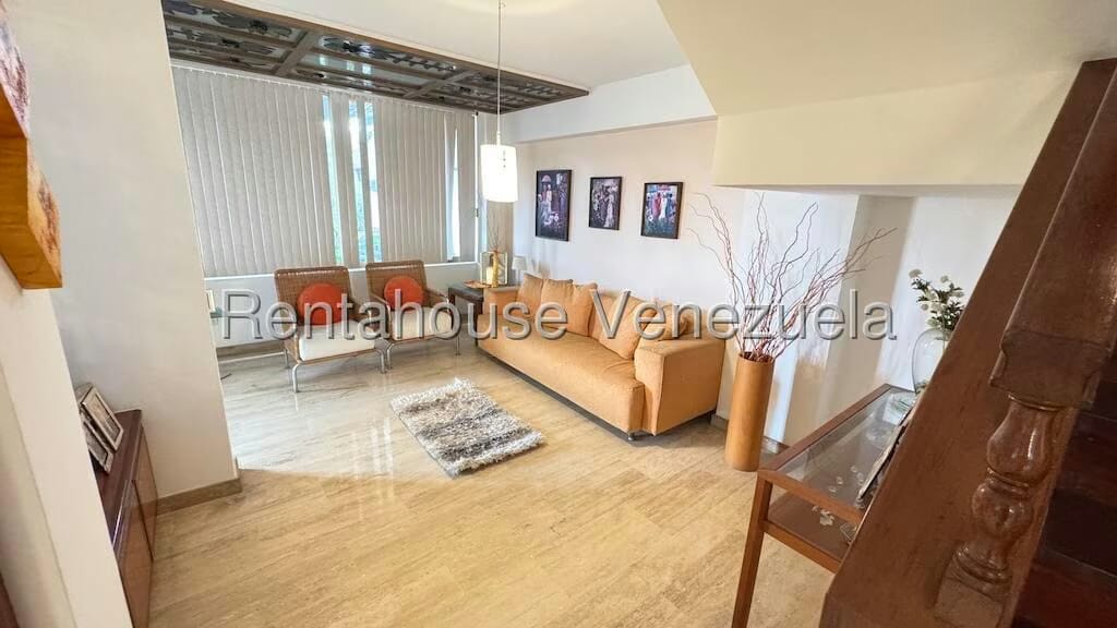 Apartamento (1 Nivel) en Venta en San Bernardino, Distrito Metropolitano - 17