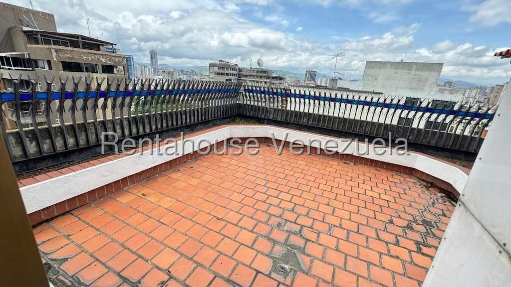 Apartamento (1 Nivel) en Venta en San Bernardino, Distrito Metropolitano - 38