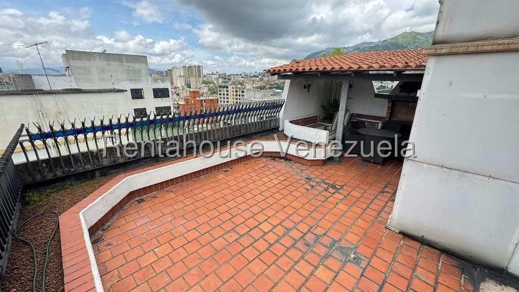 Apartamento (1 Nivel) en Venta en San Bernardino, Distrito Metropolitano - 39