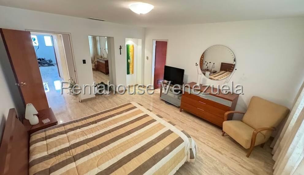 Apartamento (1 Nivel) en Venta en San Bernardino, Distrito Metropolitano - 58