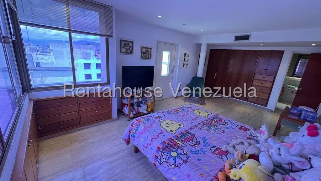 Apartamento (1 Nivel) en Venta en San Bernardino, Distrito Metropolitano - 72