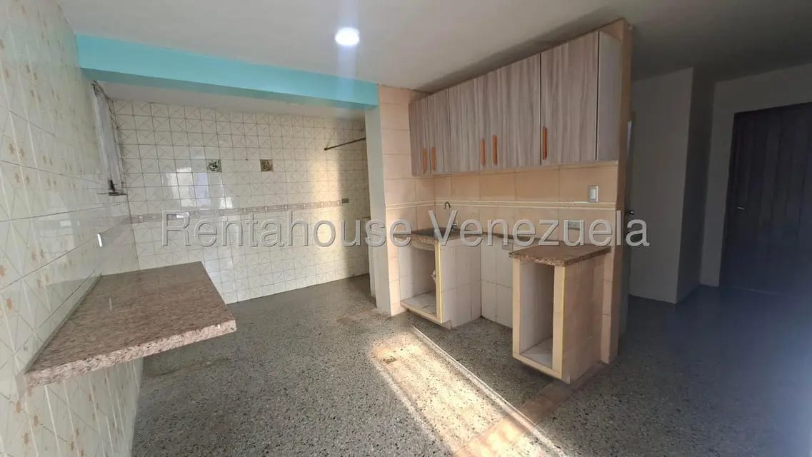 Apartamento (1 Nivel) en Venta en Zona Oeste, Lara - 3