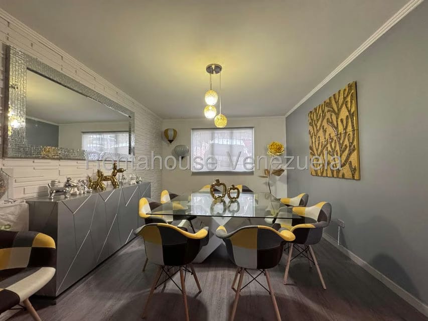 Casa (Multipes Niveles) en Venta en El Marques, Distrito Metropolitano - 4