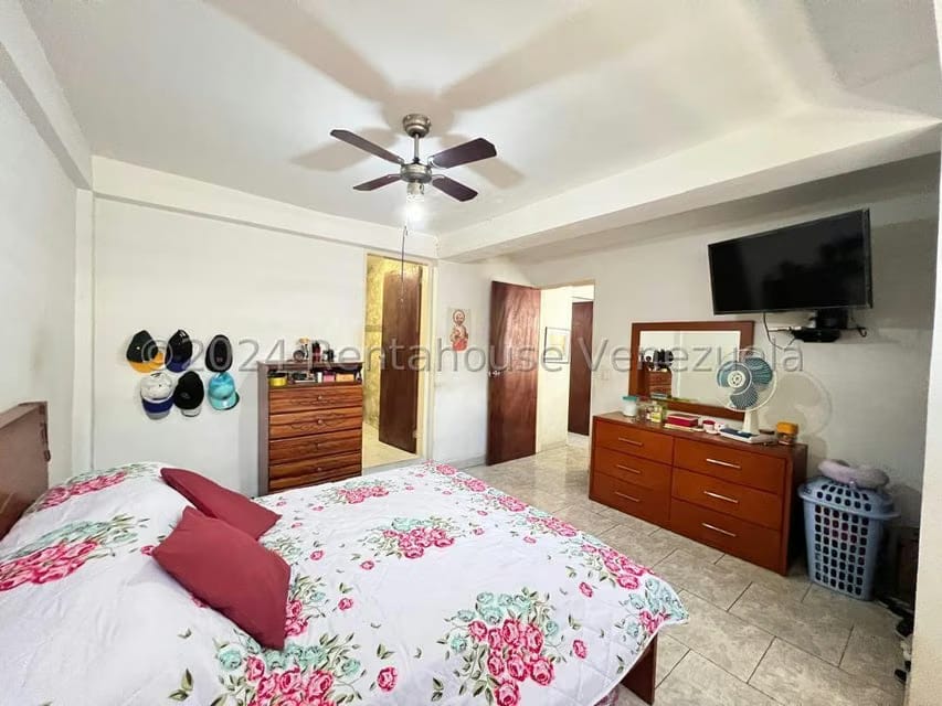 Casa (Multipes Niveles) en Venta en Parroquia San Jose, Distrito Metropolitano - 11