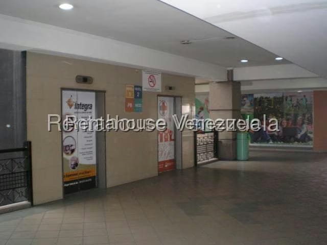Comercial (Local Comercial) en Alquiler en Zona Industrial, Carabobo - 11