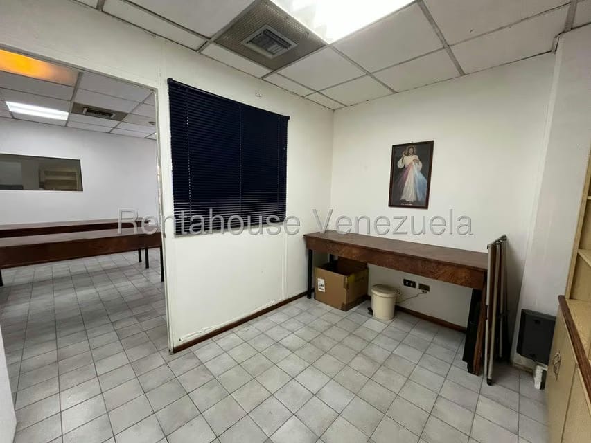 Comercial (Local Comercial) en Alquiler en Zona Industrial, Carabobo - 9