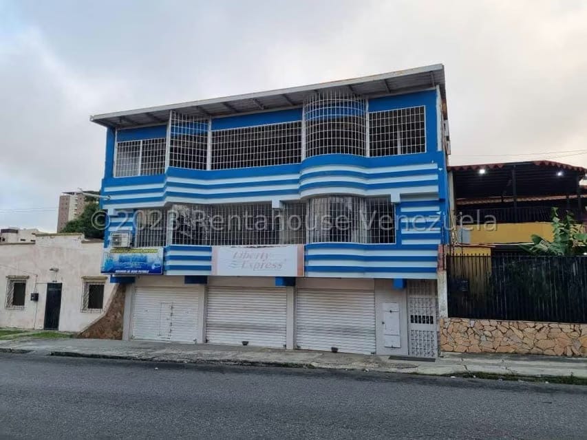 Comercial (Edificio) en Venta en Zona Este, Lara - 2