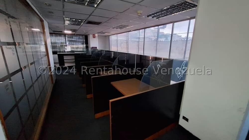 Comercial (Oficina) en Alquiler en La Urbina, Distrito Metropolitano - 18